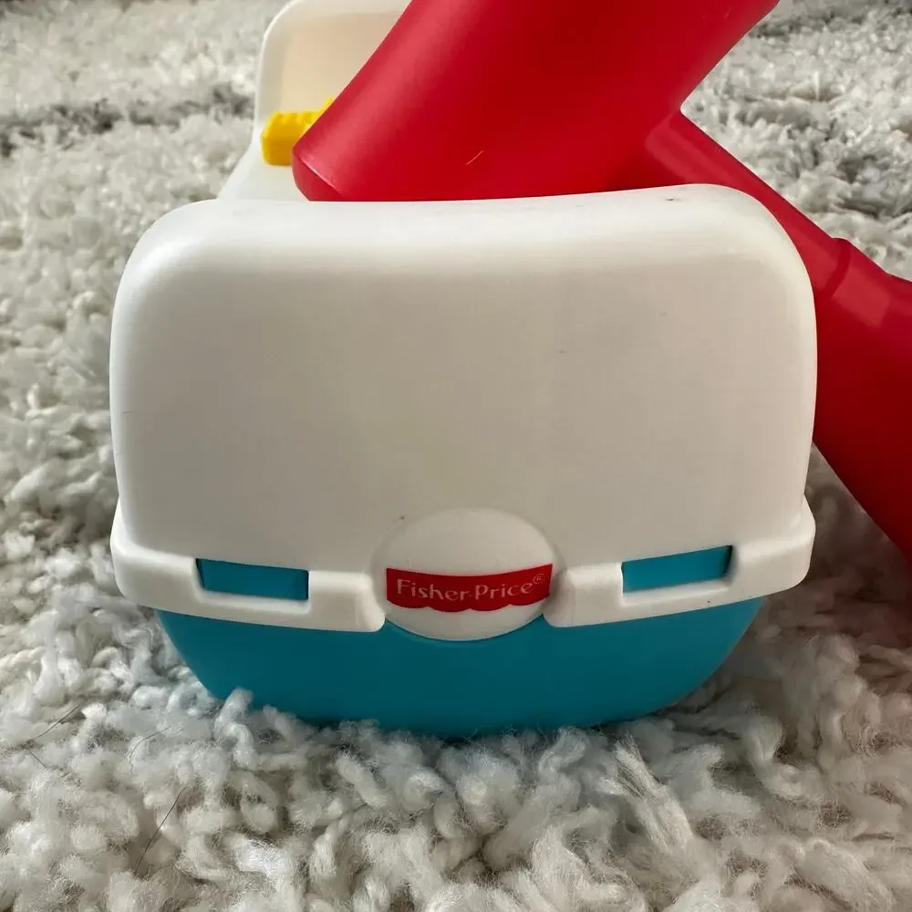 Fisher-Price Tap & Turn Bench hammer toy